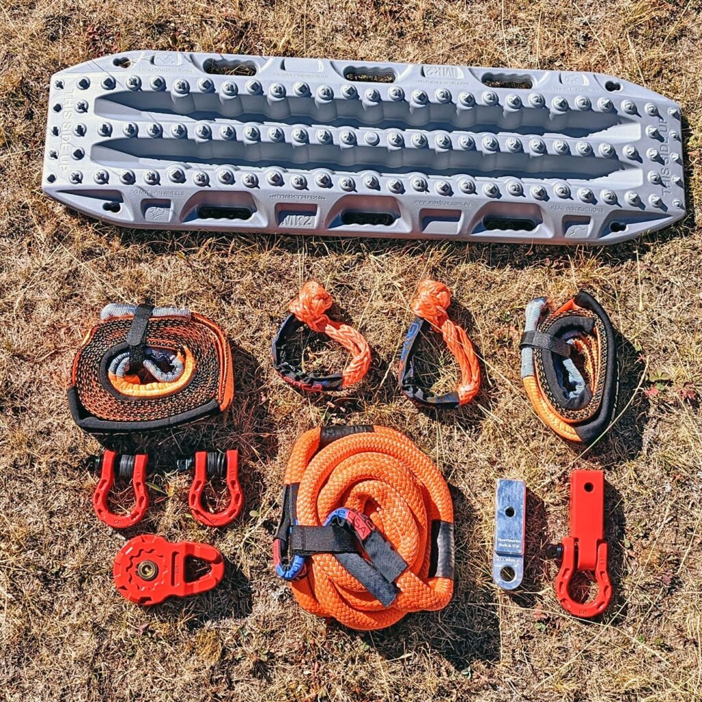 What Are The Best Tools For Your Jeep Recovery Kit?